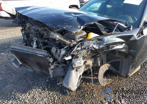 2015 Chrysler 300 S из США, поврежденный, VIN 2C3CCABG4FH853126